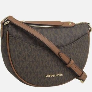 Michael Kors NWT Dover Small Half Moon Crossbody Purse.